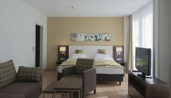 Premium Room, 1 King Bed