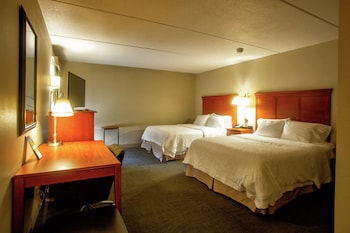 Room, 2 Queen Beds, Accessible, Non Smoking