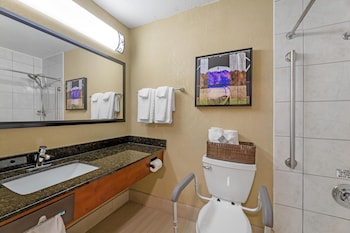 Standard Room, 2 Double Beds, Accessible, Refrigerator & Microwave (Walk-in Shower)