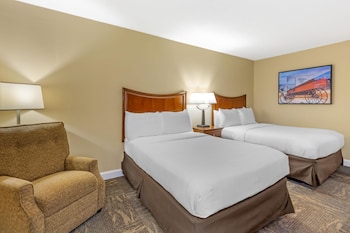 Standard Room, 2 Double Beds, Accessible, Refrigerator & Microwave (Walk-in Shower)