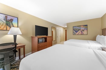Standard Room, 2 Queen Beds, Non Smoking, Refrigerator & Microwave