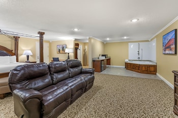 Suite, 1 King Bed, Non Smoking, Jetted Tub