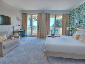 Deluxe Room, 1 Double Bed, Balcony