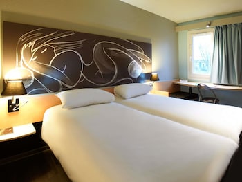 Standard Room, 2 Twin Beds