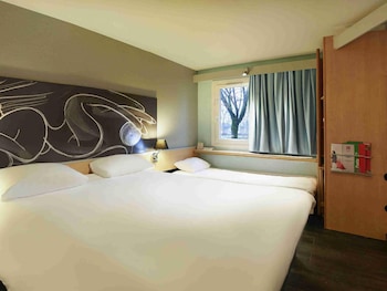 Standard Room, Multiple Beds