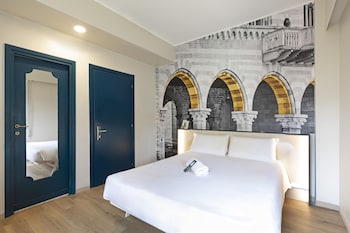 Standard Double Room, 1 Queen Bed