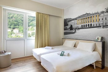 Standard Twin Room, 2 Twin Beds, Mobility Accessible
