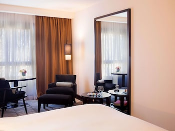 Luxury Room, 1 King Bed
