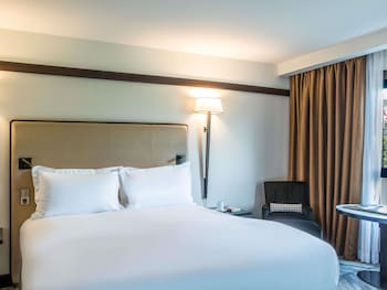 Luxury Room, 1 King Bed