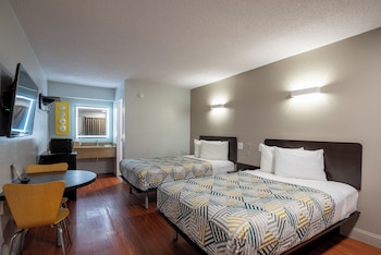 Deluxe Room, 2 Double Beds, Smoking, Refrigerator & Microwave