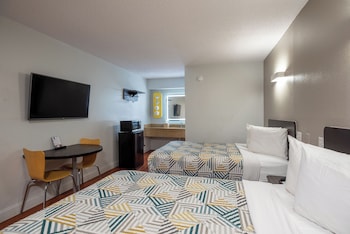 Deluxe Room, 2 Double Beds, Smoking, Refrigerator & Microwave