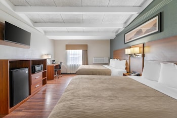 Room, 2 Queen Beds, Non Smoking