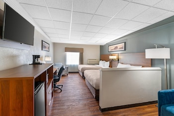 Suite, 2 Queen Beds