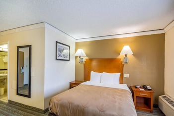 Business Room, 1 Queen Bed, Accessible, Non Smoking