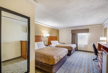 Room, 2 Queen Beds, Accessible, Non Smoking