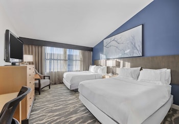 Suite, 2 Queen Beds, Non Smoking, Courtyard Area