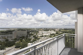 Room, 2 Queen Beds, Balcony