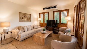Luxury Villa, 3 Bedrooms, Non Smoking