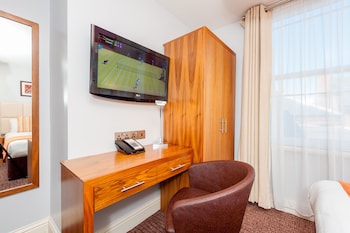 Deluxe Quad Suite