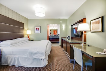 Deluxe Room, 1 King Bed
