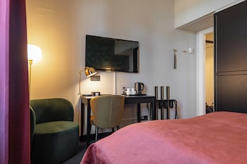 Classic Twin Room