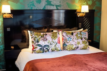 Classic Queen Room