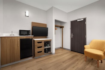 Two Queen Bed Suite