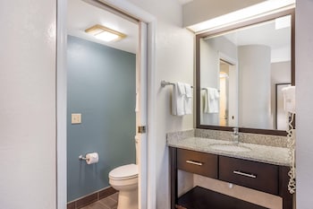 Room | 2 Double Beds | Sleeps 4 | Free Breakfast