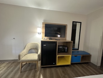 Room, 1 King Bed, Non Smoking