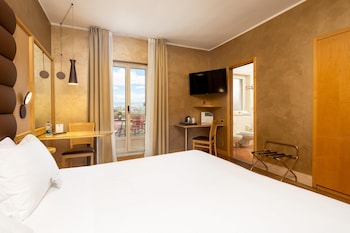 Deluxe Room, Balcony