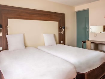 Privilege, Room, 2 Twin Beds