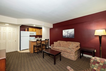 Suite, 1 King Bed with Sofa bed, Non Smoking, Kitchen