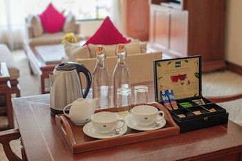 Junior Suite River View (Non-Smoking Room)