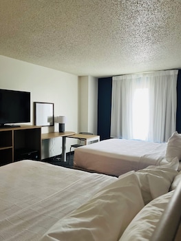Room, 2 Queen Beds