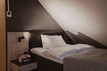 Single Room (Compact)
