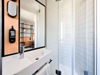 Standard Room, 1 Double Bed