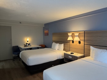 Room, 2 Double Beds, Non Smoking