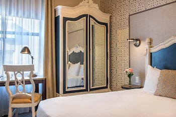 Superior Room, 1 Queen Bed