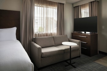 Studio, Multiple Beds