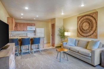 Suite, 2 Double Beds, Non Smoking, Kitchen (Living Room; Sofabed, Full Kitchen)