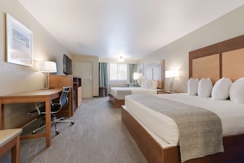 Standard Room, 2 Queen Beds, Non Smoking, Refrigerator & Microwave
