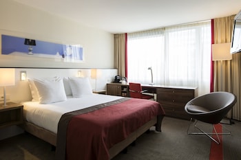 Standard Room, 1 Queen Bed