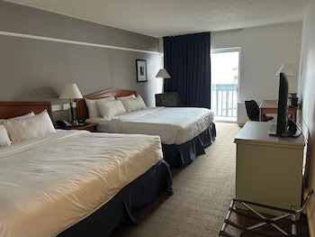 Traditional Room, 2 King Beds