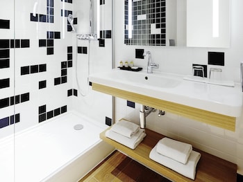 Executive Room, 1 Queen Bed, Terrace