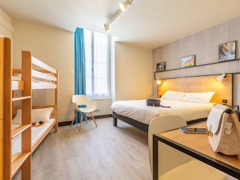 Family Double Room, Multiple Beds (New Design)