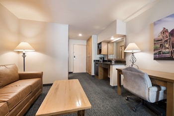 Standard Room, 2 Queen Beds, Non Smoking, Fireplace