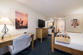 Standard Room, 1 King Bed, Non Smoking, City View