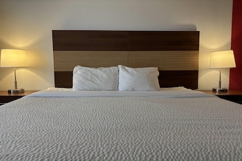 Room, 1 King Bed, Accessible, Non Smoking (Mobility)