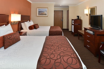 Standard Room, 2 Queen Beds, Non Smoking, Balcony (Fees apply over 2 adults)