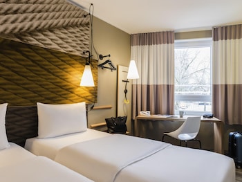 Room, 2 Twin Beds (New Sleeping Comfort Concept)